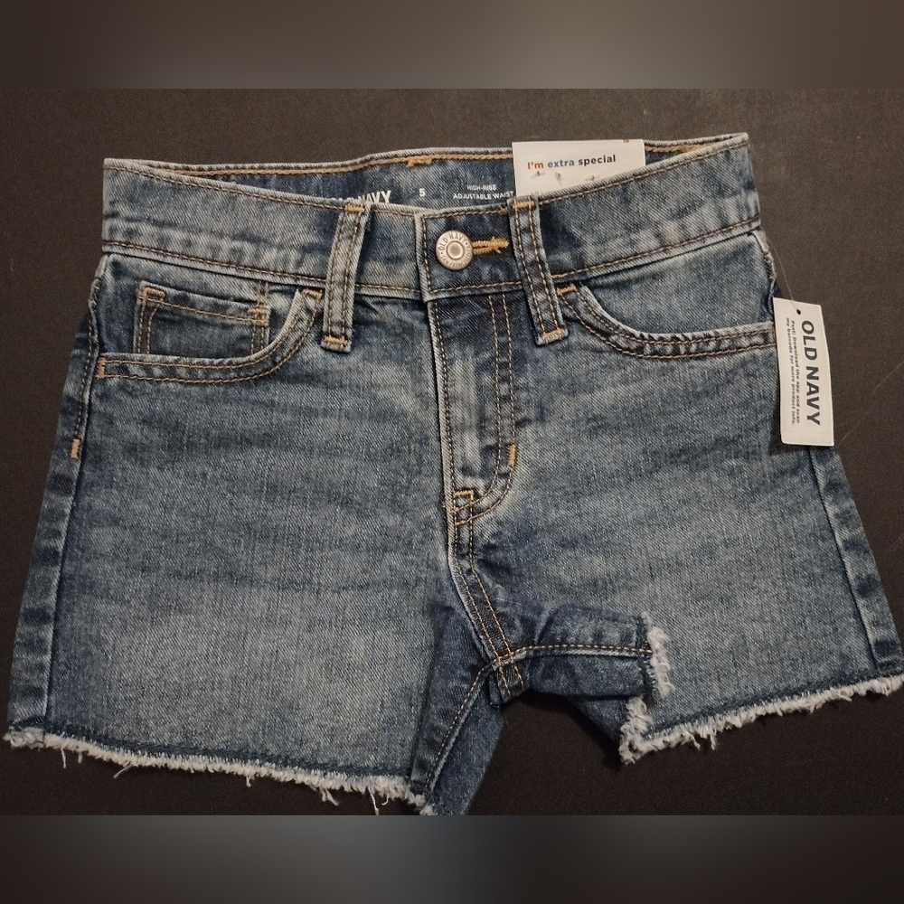 Old Navy girl's denim shorts size 5